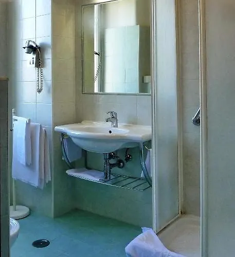 Monteverde E Austria Hotel Rom